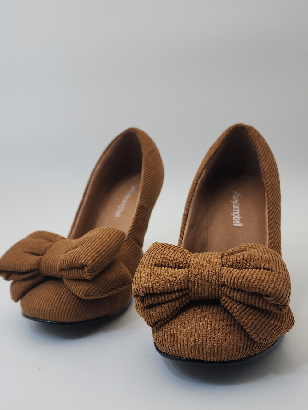Jeffrey Campbell Cognac Puffy Bow Up Pumps Corduroy Minnie Mouse Size 7.5 NWOT